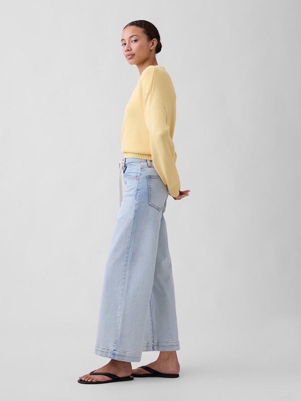 GAP High Rise Drawstring Wide-Leg Crop Jeans - Picture 3 of 7